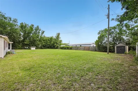 1109 W C 48 Bushnell FL 33513