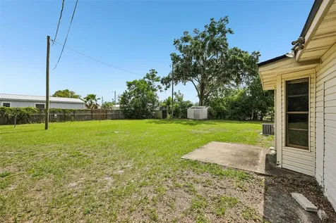 1109 W C 48 Bushnell FL 33513