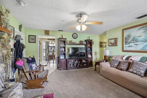 1109 W C 48 Bushnell FL 33513