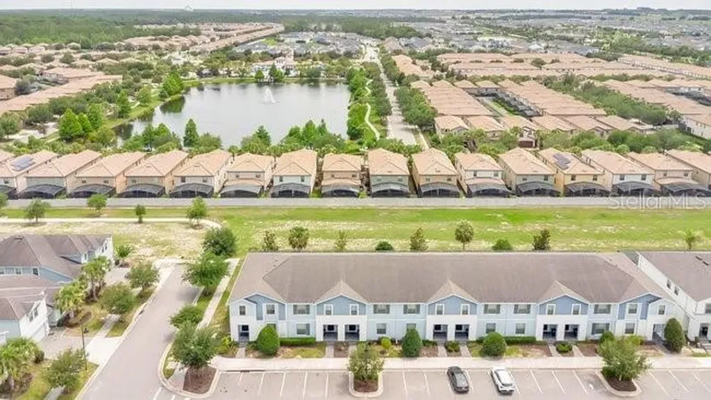 8904 Sydney Avenue Kissimmee FL 34747