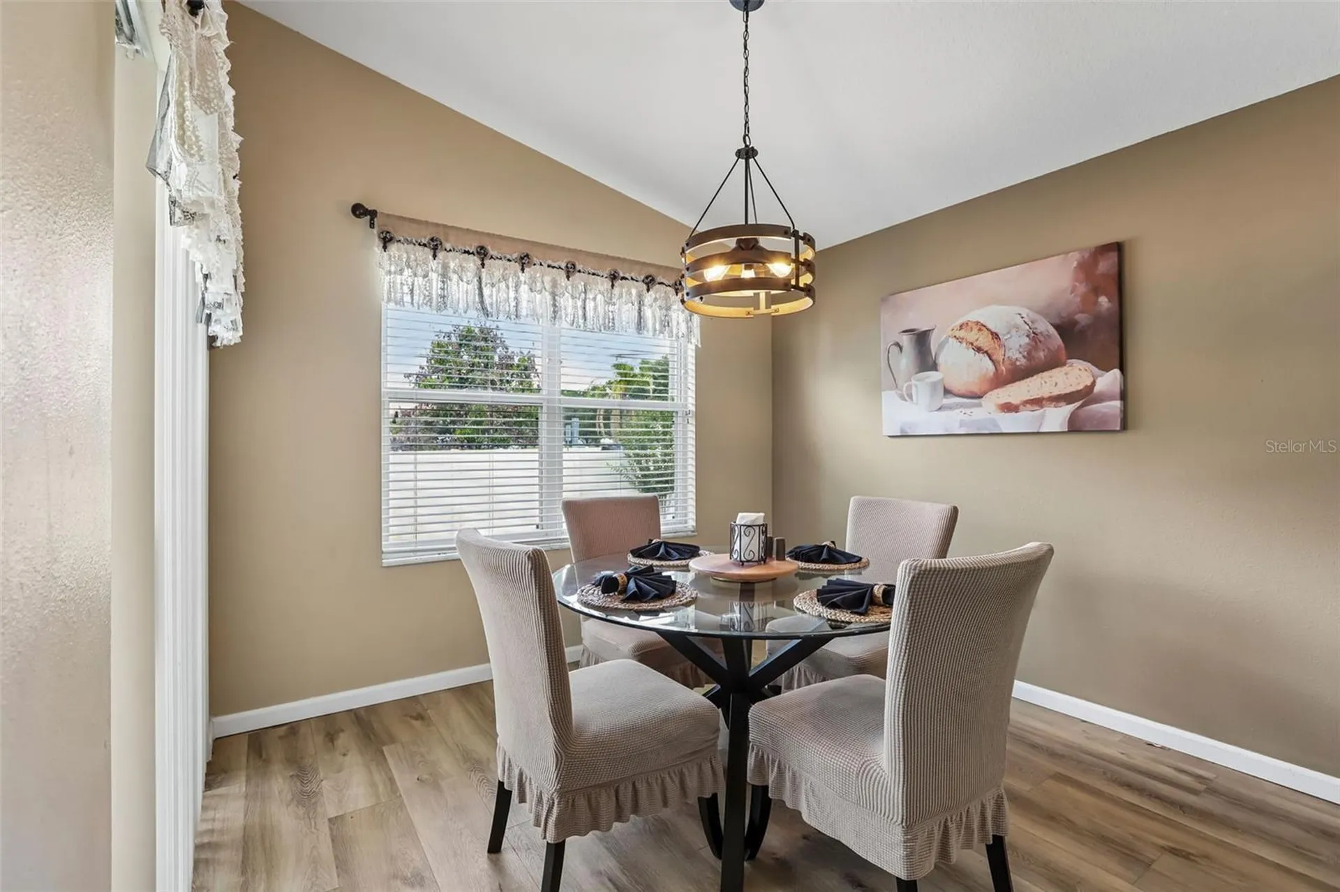 2708 Valencia Grove Drive Valrico FL 33596
