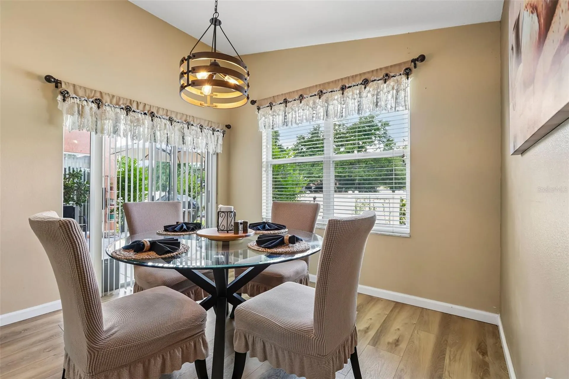 2708 Valencia Grove Drive Valrico FL 33596