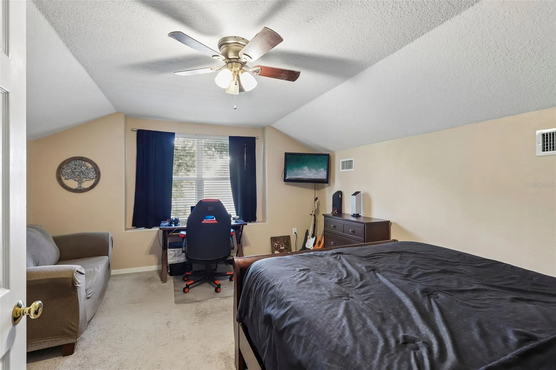 2708 Valencia Grove Drive Valrico FL 33596