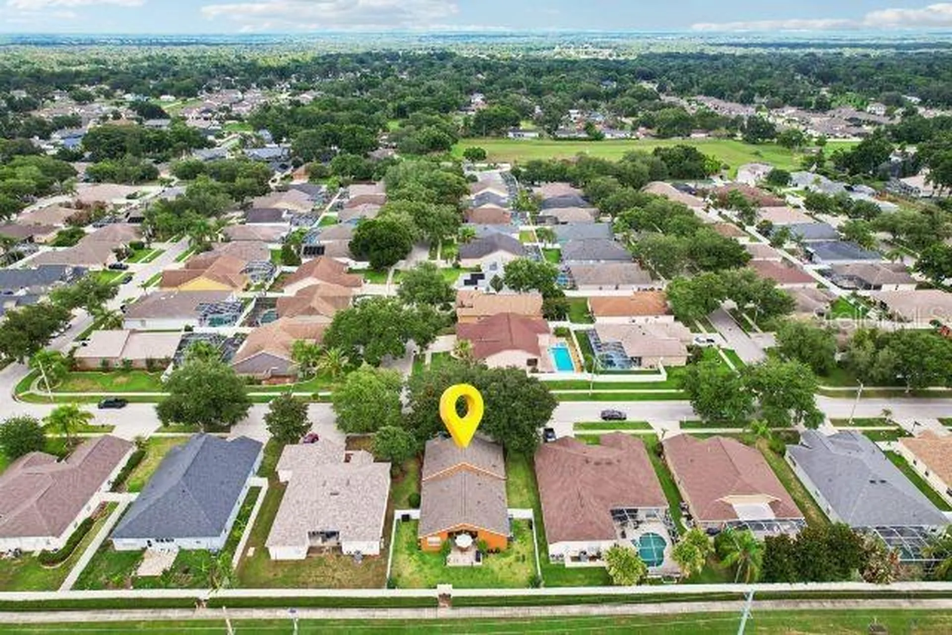 2708 Valencia Grove Drive Valrico FL 33596