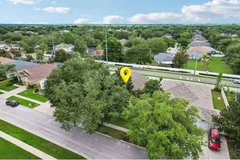 2708 Valencia Grove Drive Valrico FL 33596