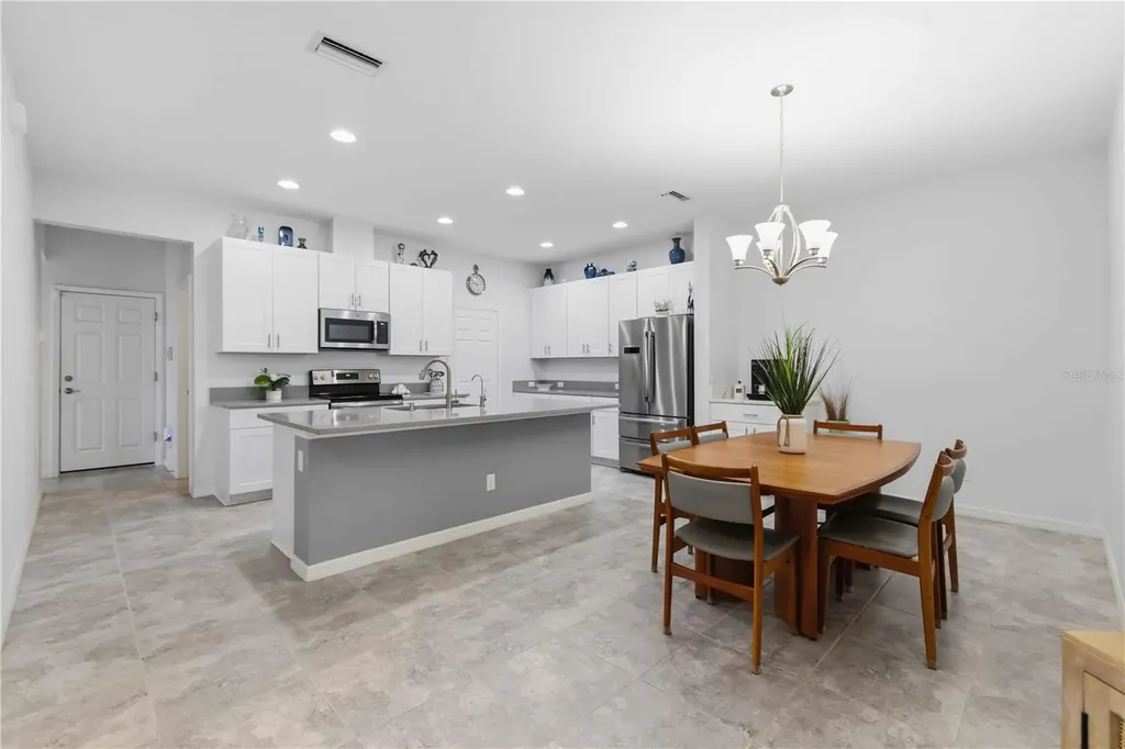 8512 Cache Drive Sarasota FL 34240