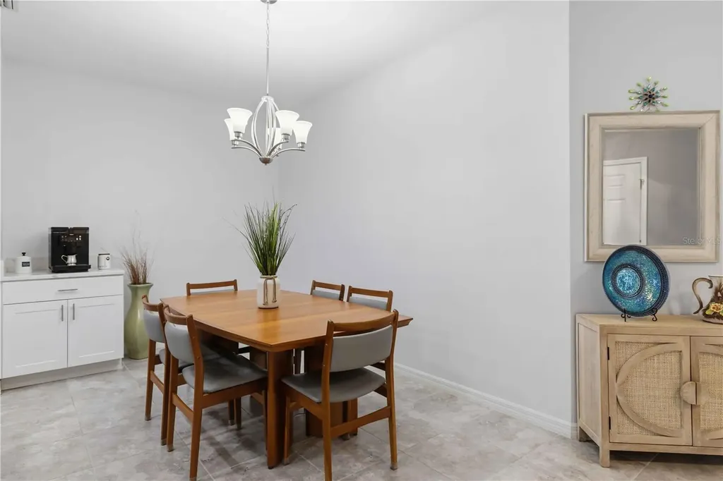 8512 Cache Drive Sarasota FL 34240