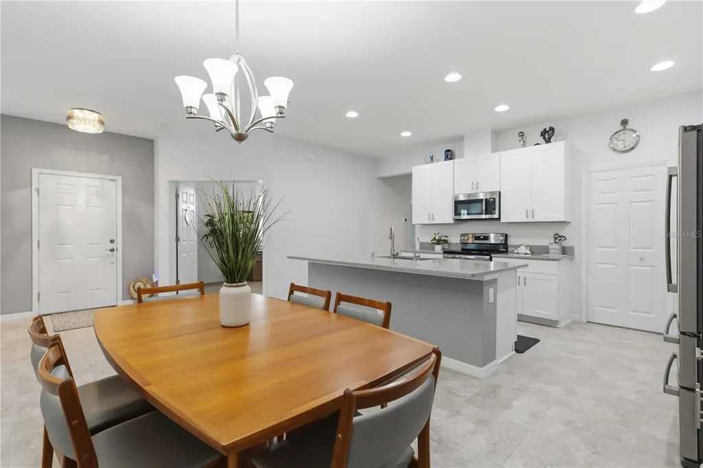 8512 Cache Drive Sarasota FL 34240