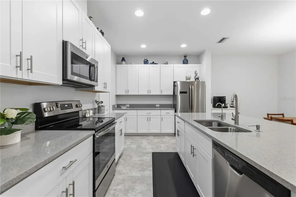 8512 Cache Drive Sarasota FL 34240