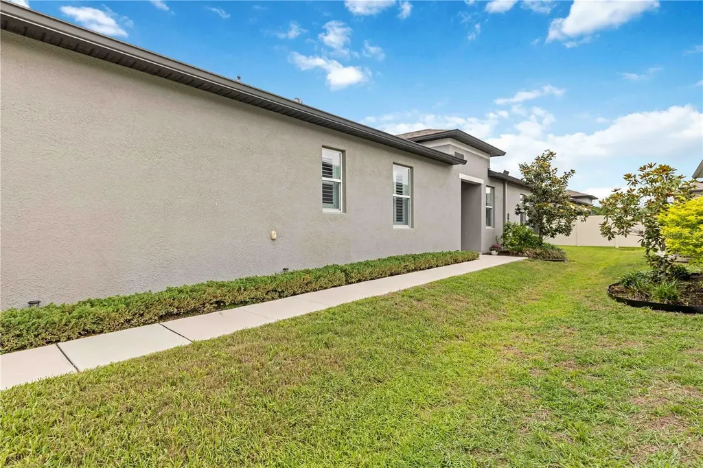 8512 Cache Drive Sarasota FL 34240