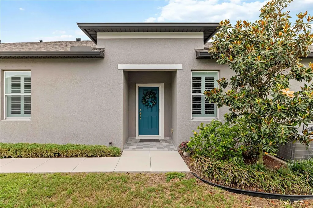 8512 Cache Drive Sarasota FL 34240