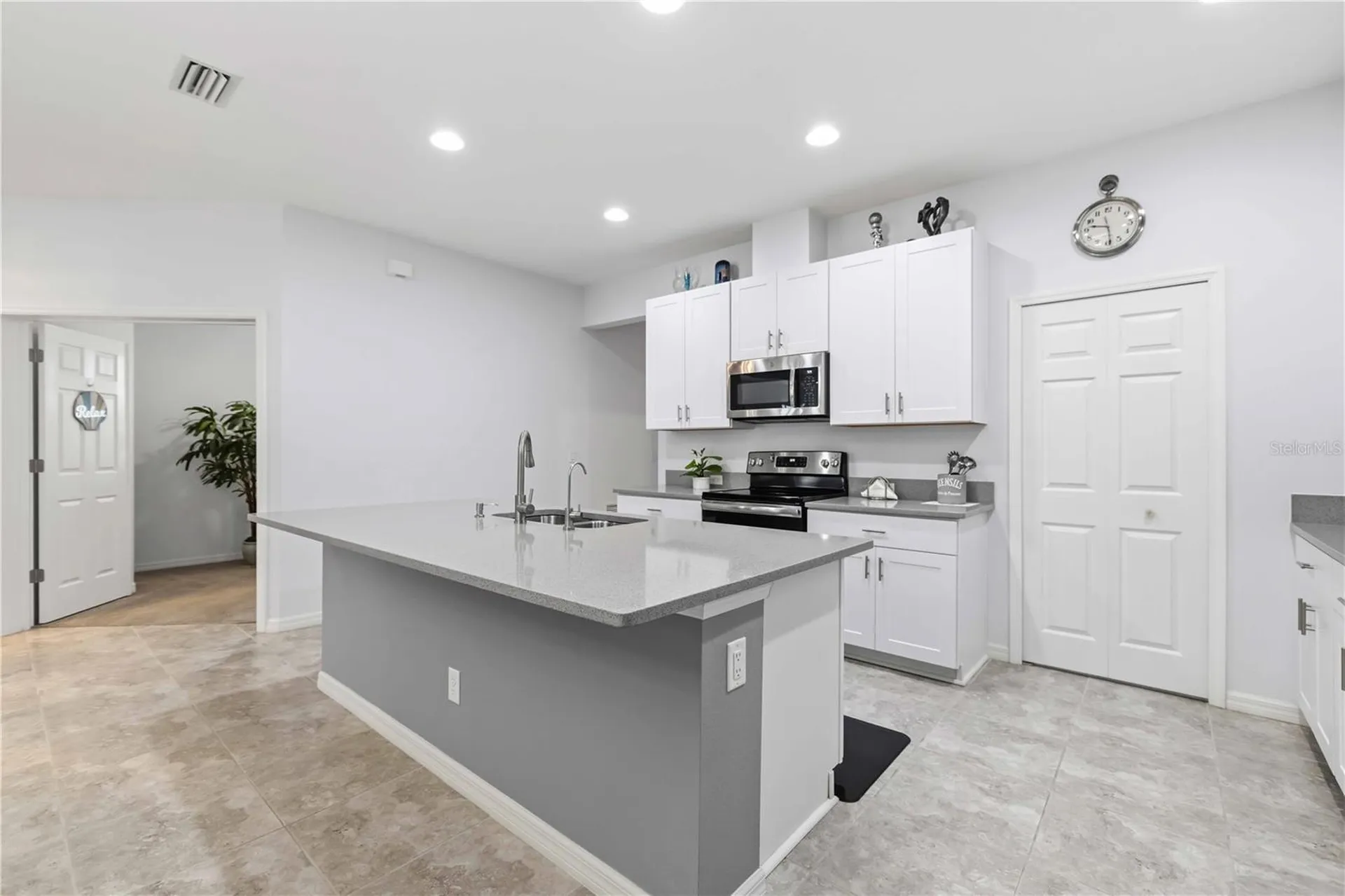 8512 Cache Drive Sarasota FL 34240