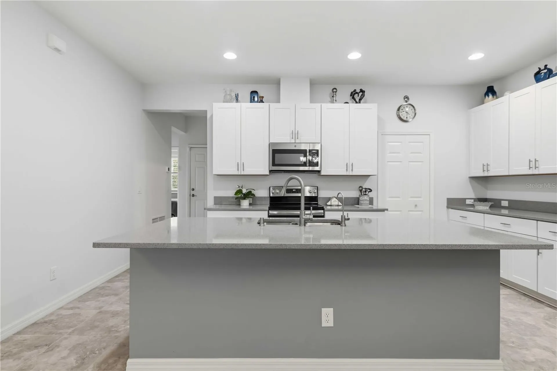 8512 Cache Drive Sarasota FL 34240