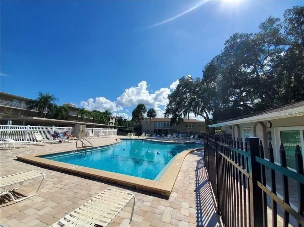 841 Patricia Avenue Dunedin FL 34698