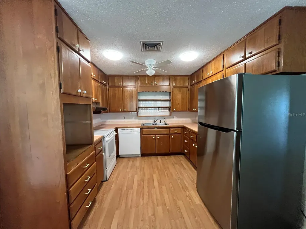 1145 S Lake Reedy Boulevard Frostproof FL 33843