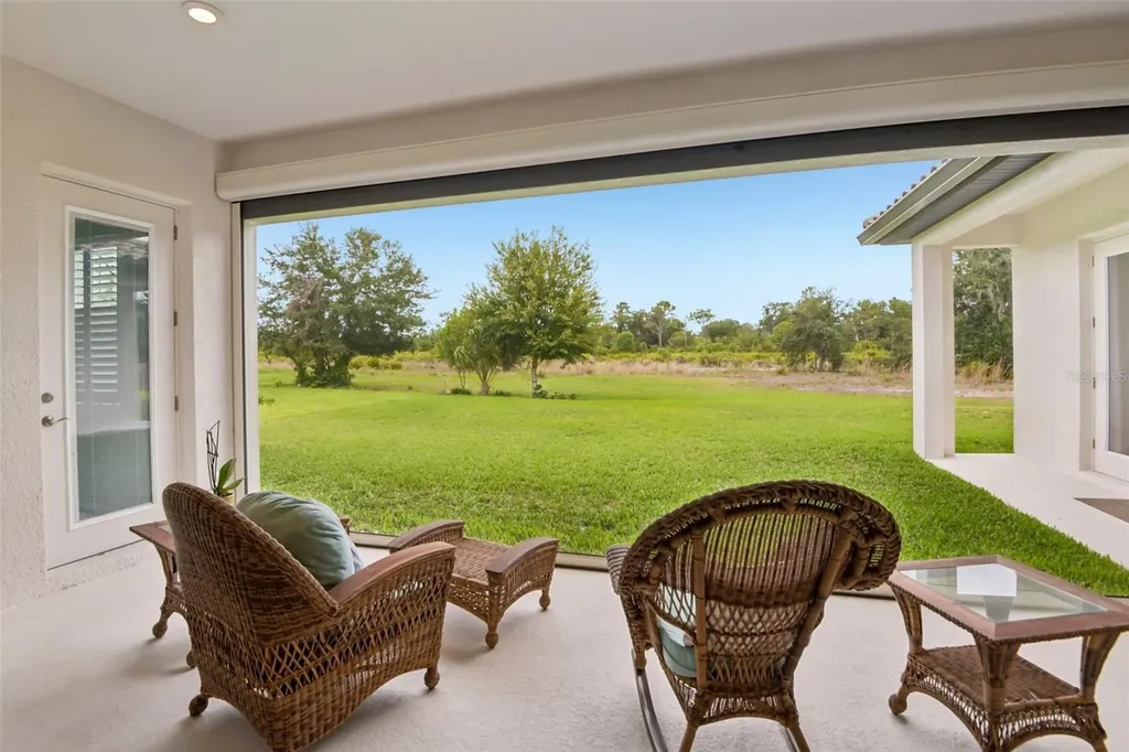 14537 Swiss Bridge Drive Lithia FL 33547