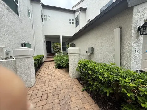 1195 Shipwatch Circle Tampa FL 33602