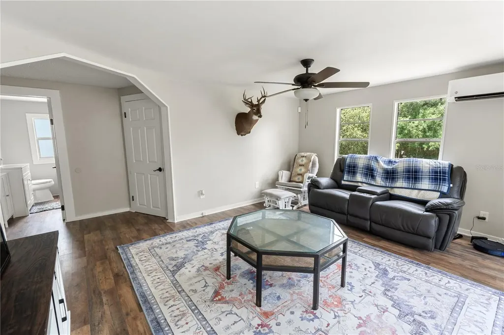 301 Weaver Avenue Lake Wales FL 33853