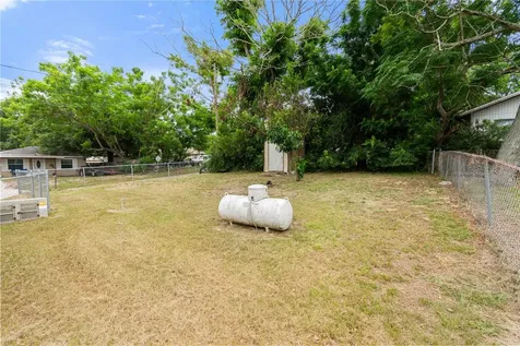301 Weaver Avenue Lake Wales FL 33853