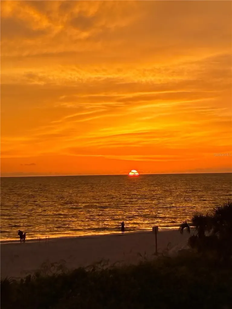 1007 Gulf Drive N Bradenton Beach FL 34217