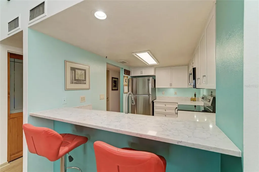 1007 Gulf Drive N Bradenton Beach FL 34217