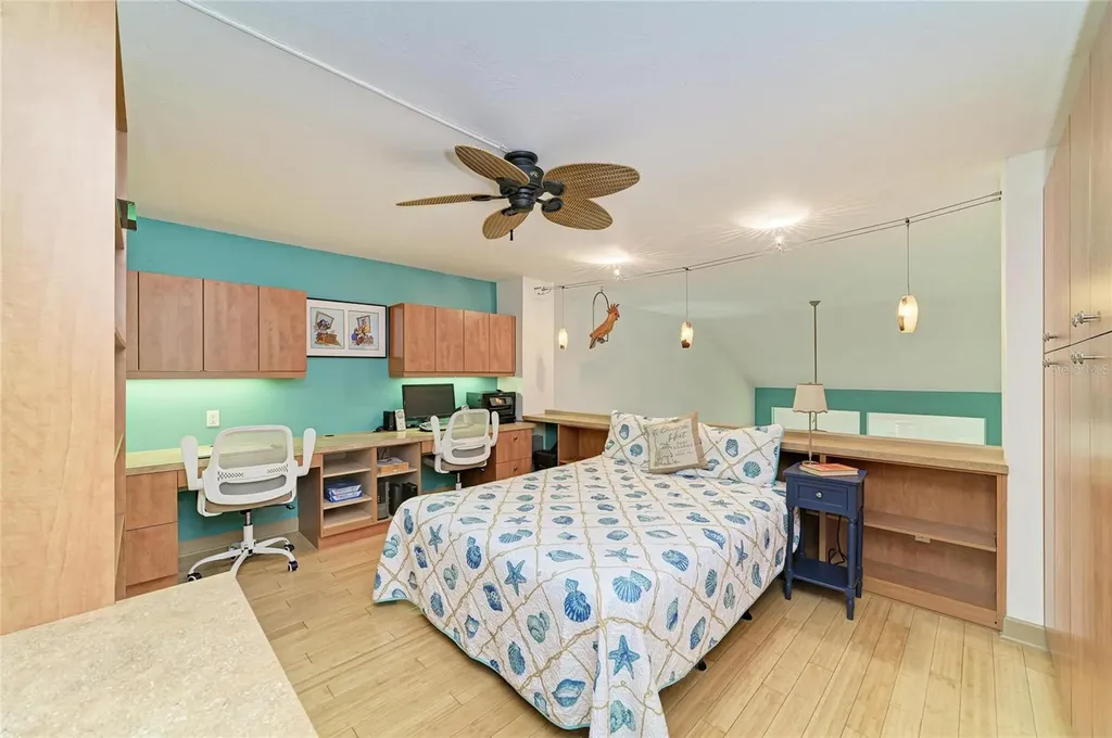 1007 Gulf Drive N Bradenton Beach FL 34217
