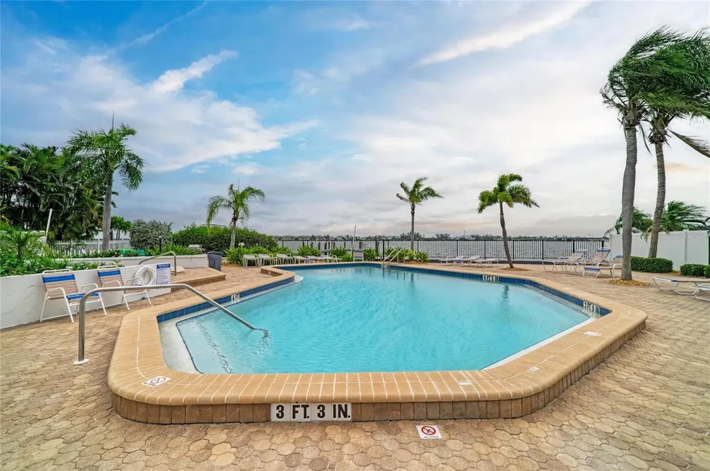 1007 Gulf Drive N Bradenton Beach FL 34217