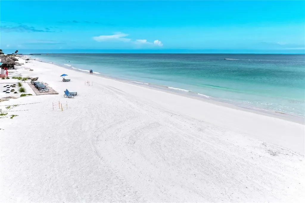 1007 Gulf Drive N Bradenton Beach FL 34217