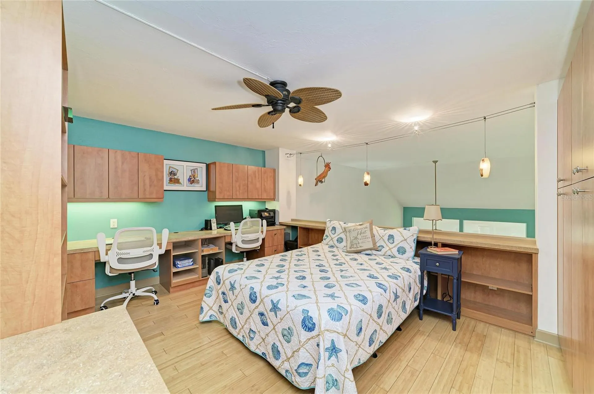 1007 Gulf Drive N Bradenton Beach FL 34217