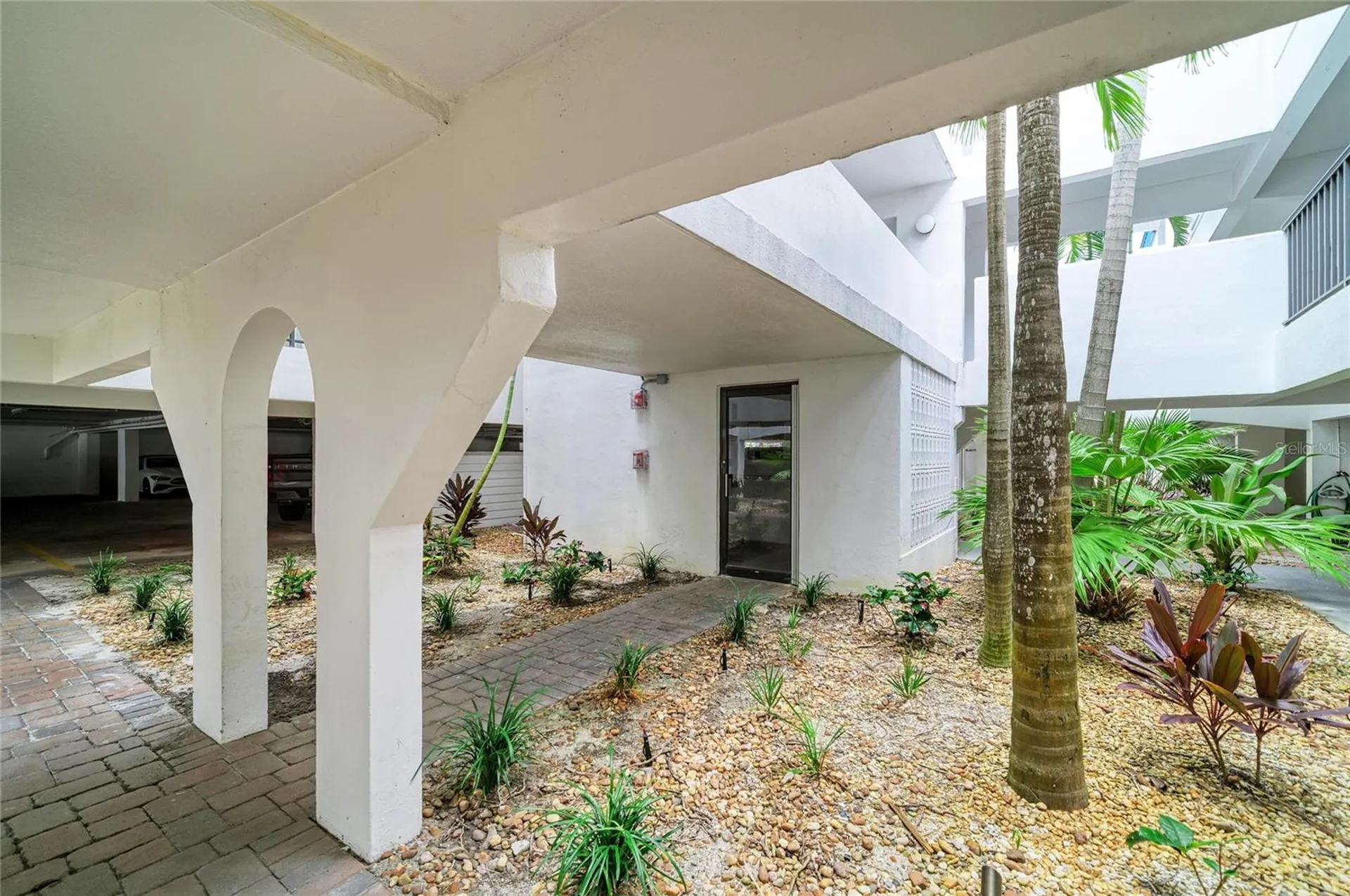1007 Gulf Drive N Bradenton Beach FL 34217