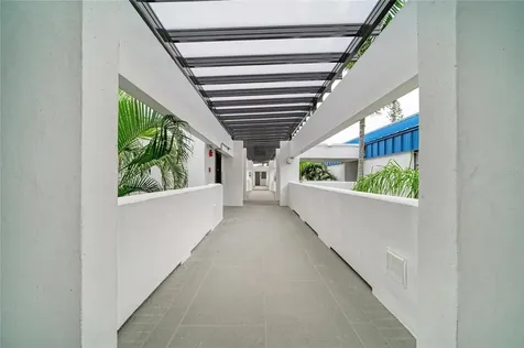 1007 Gulf Drive N Bradenton Beach FL 34217