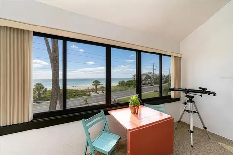 1007 Gulf Drive N Bradenton Beach FL 34217