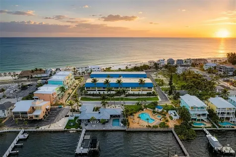 1007 Gulf Drive N Bradenton Beach FL 34217