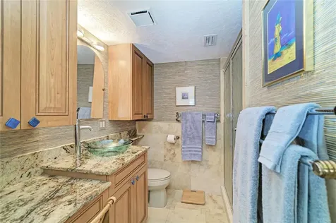 1007 Gulf Drive N Bradenton Beach FL 34217