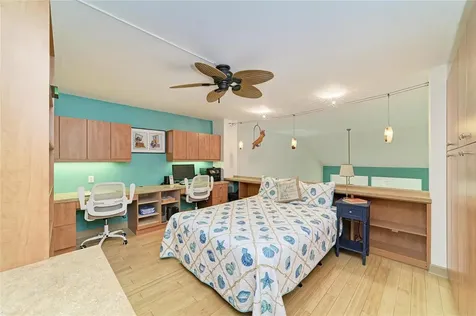 1007 Gulf Drive N Bradenton Beach FL 34217