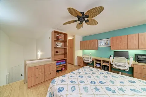 1007 Gulf Drive N Bradenton Beach FL 34217