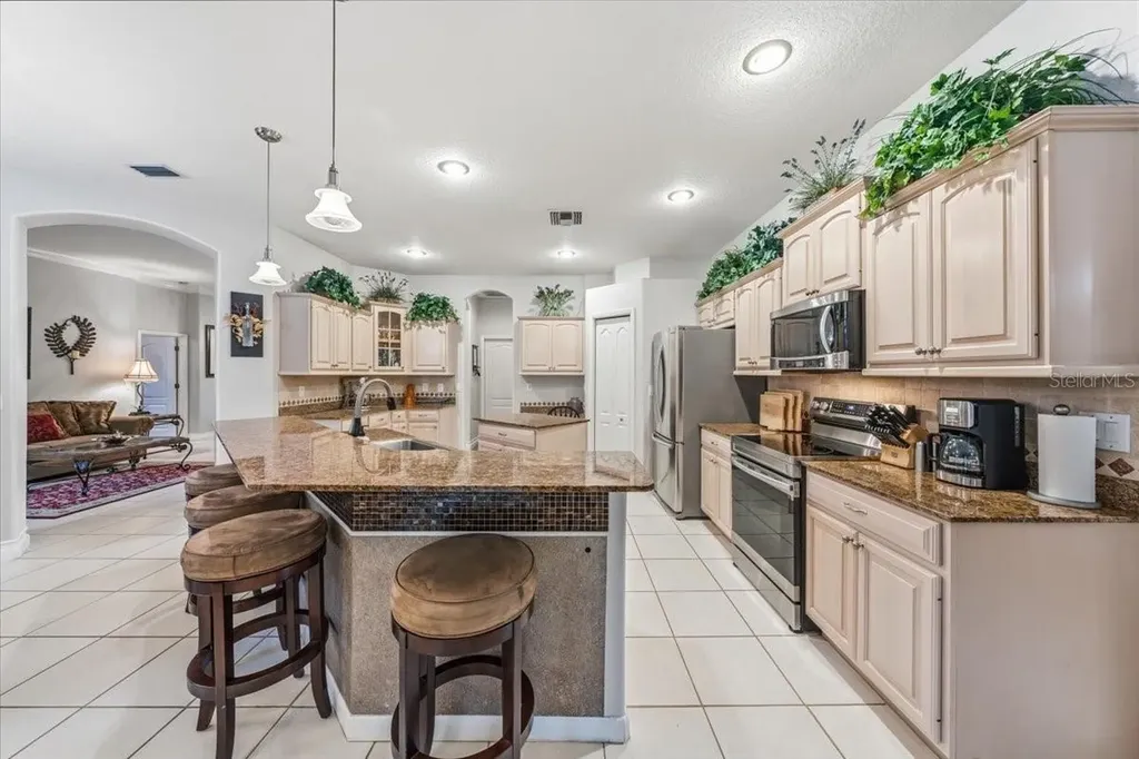 4941 Felecity Way Palm Harbor FL 34685
