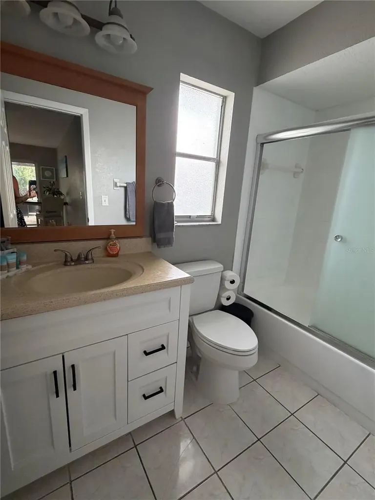 1901 39th Street W Bradenton FL 34205