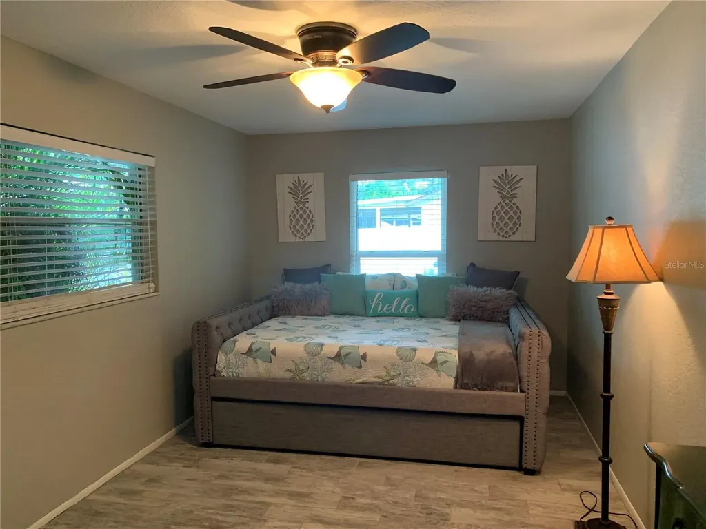 1901 39th Street W Bradenton FL 34205