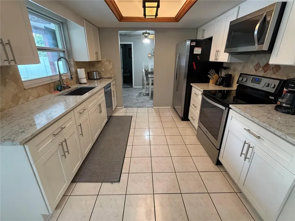1901 39th Street W Bradenton FL 34205