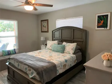 1901 39th Street W Bradenton FL 34205