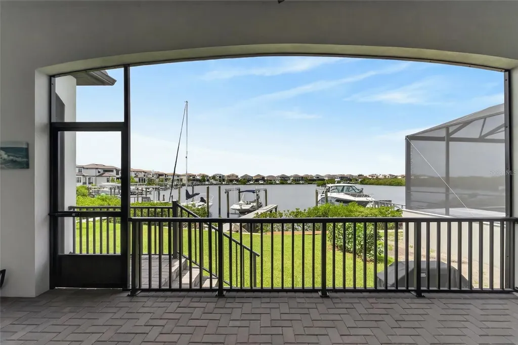 1108 Seagrape Drive Ruskin FL 33570