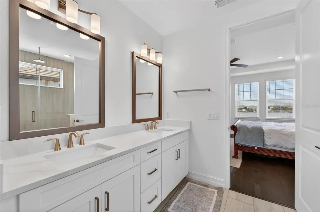 1108 Seagrape Drive Ruskin FL 33570