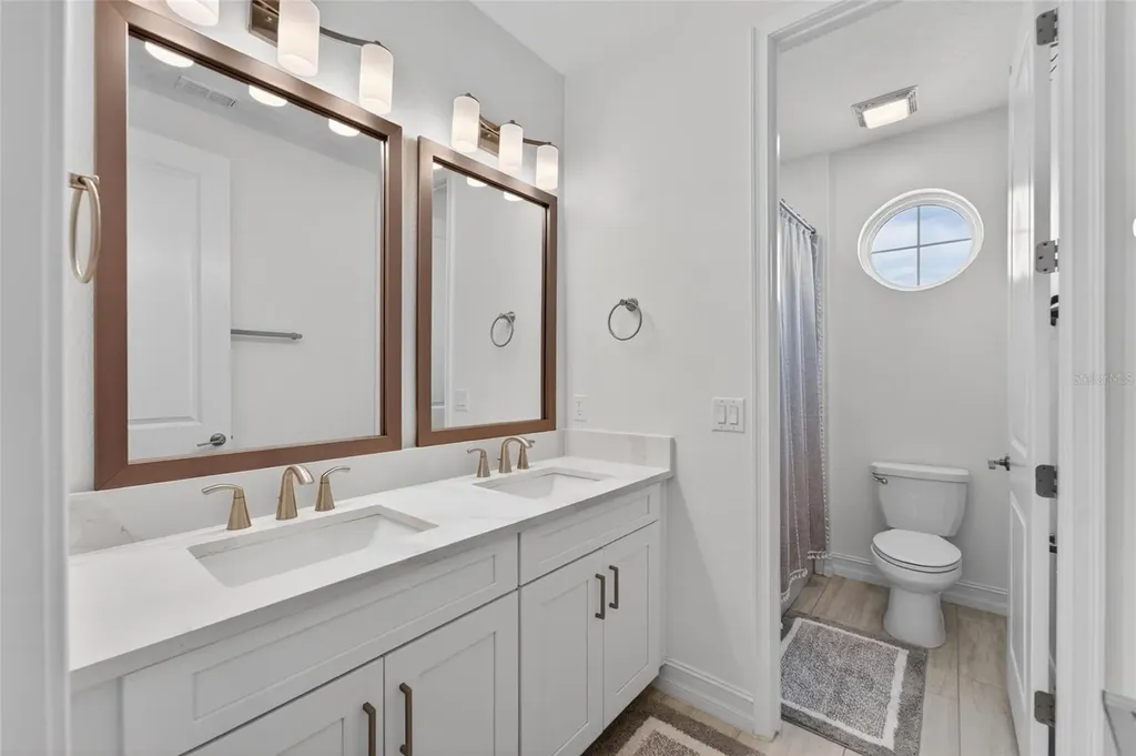 1108 Seagrape Drive Ruskin FL 33570