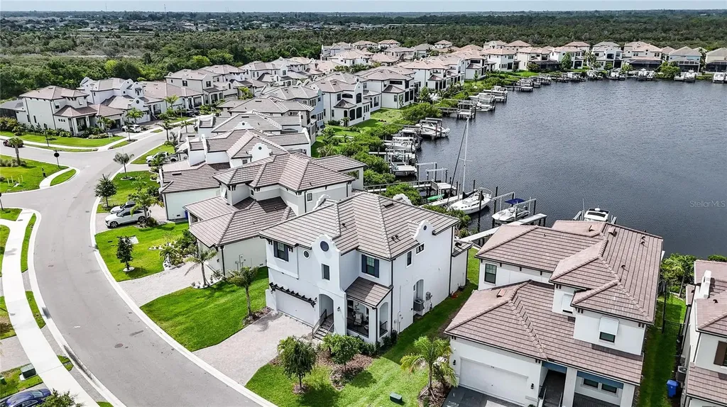1108 Seagrape Drive Ruskin FL 33570