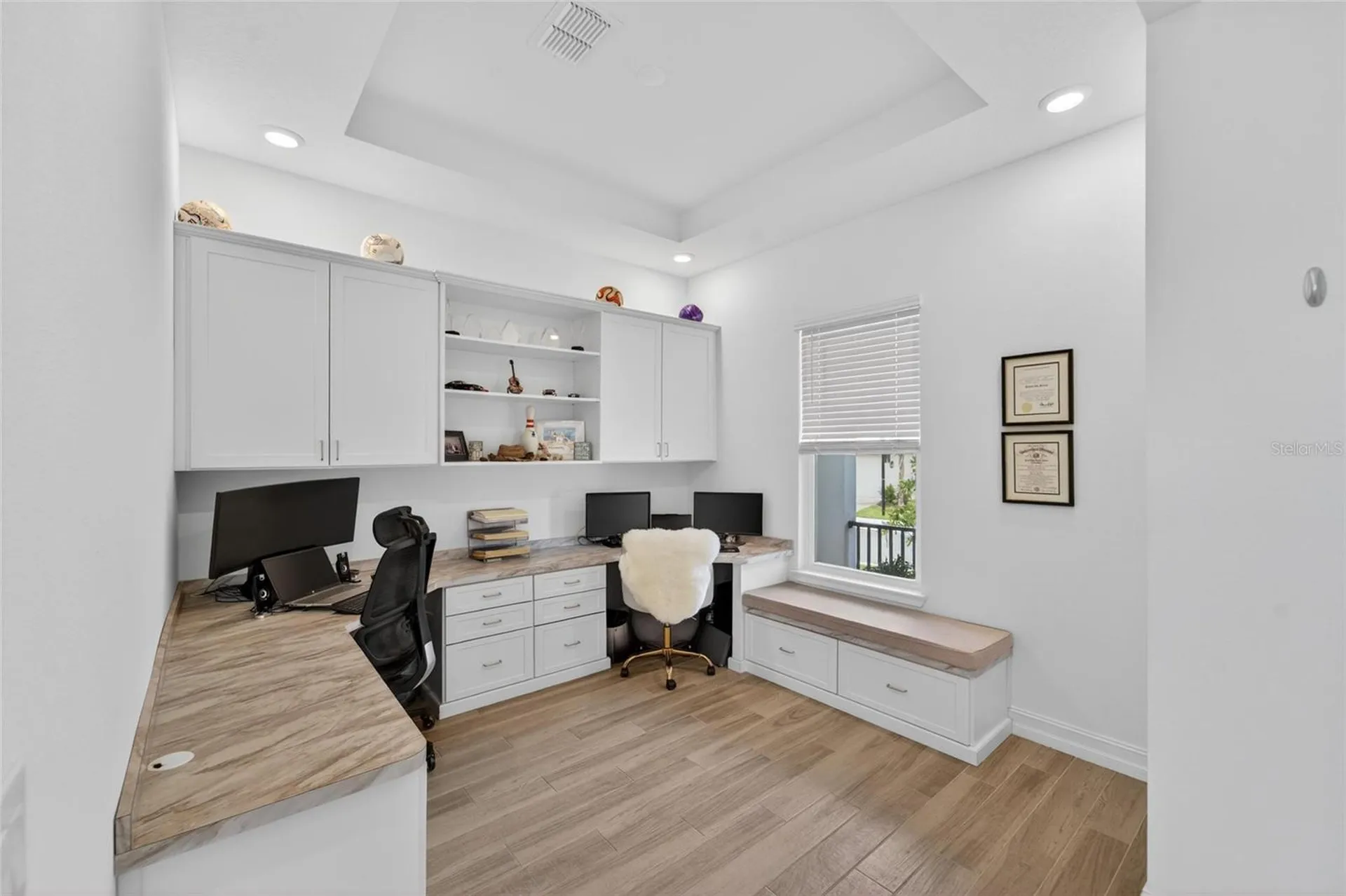 1108 Seagrape Drive Ruskin FL 33570