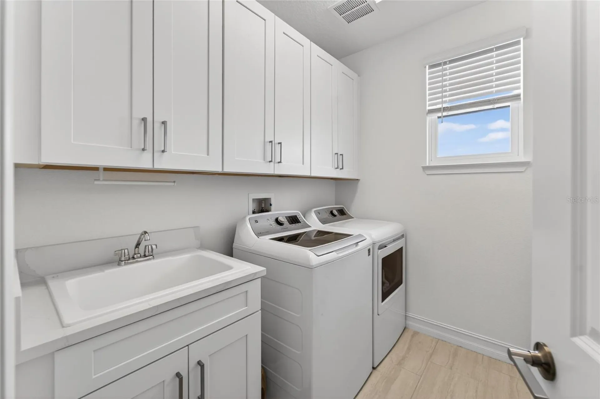 1108 Seagrape Drive Ruskin FL 33570