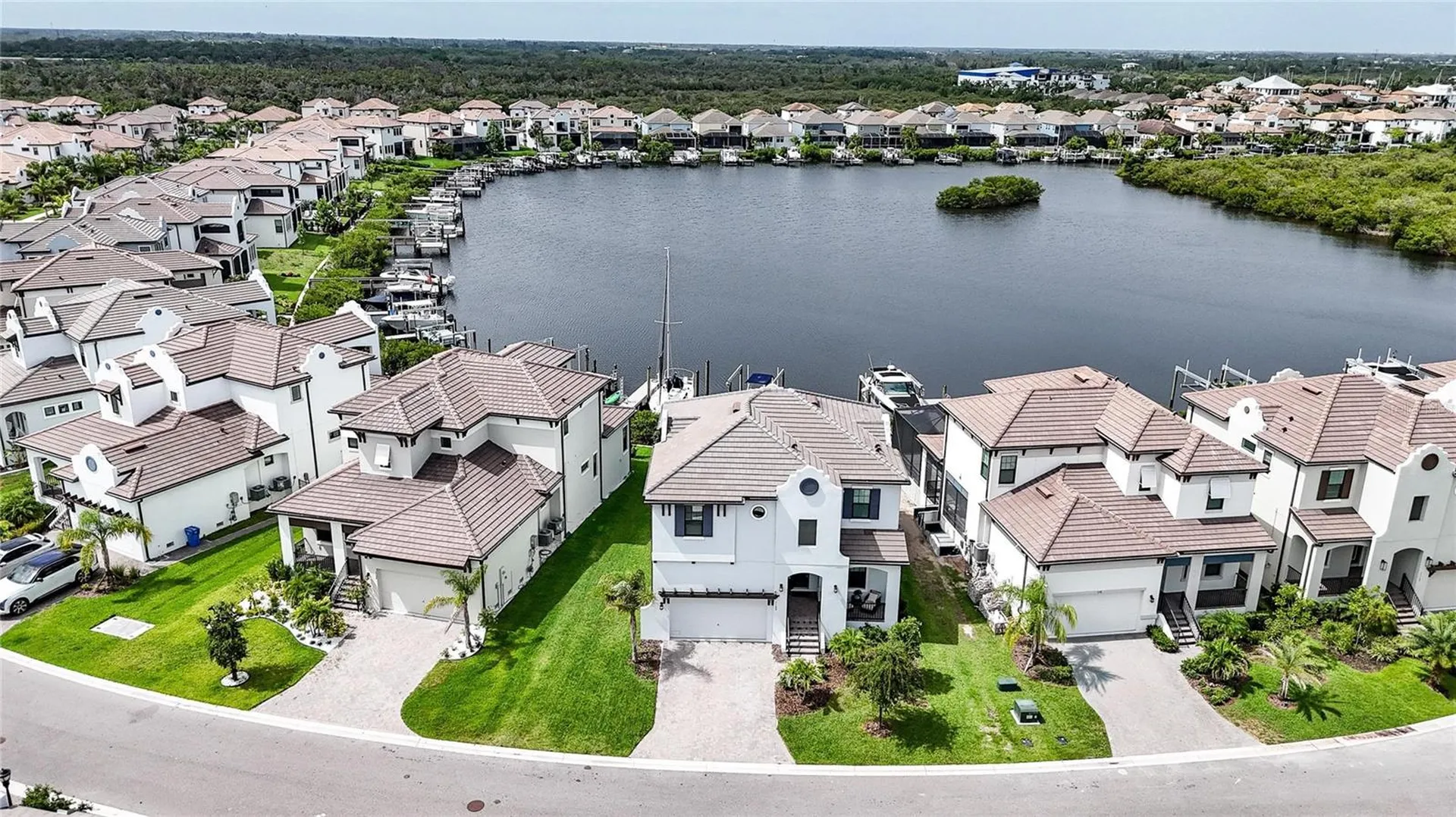 1108 Seagrape Drive Ruskin FL 33570