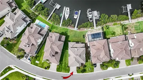 1108 Seagrape Drive Ruskin FL 33570