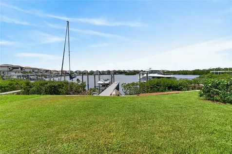 1108 Seagrape Drive Ruskin FL 33570